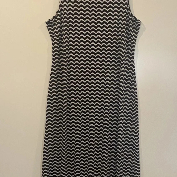 Milano Woman Black White Chevron Stripe Maxi Dress Womens Size 2X‎ (817) - Picture 2 of 4